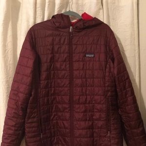 Patagonia Women’s XL jacket with hood